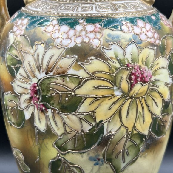 Nippon Rare Antique Hand Painted Floral Two Handed Vase Ruffled Rim 3D Bloomcore - Picture 6 of 15